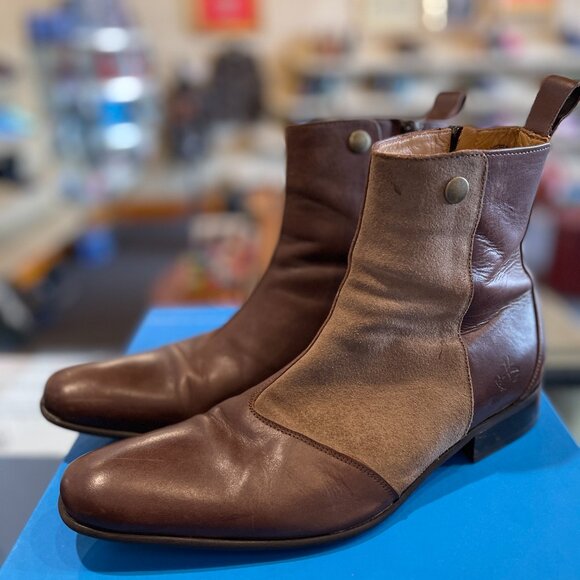 JOHN FLUEVOG EXECUTOR "MURDOCH" - BROWN - M7/W9 (FITS MENS 7.5/8, WOMENS 9.5/10) - Picture 3 of 4